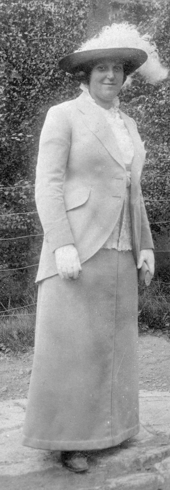 Clara Feinberg, ca. 1920