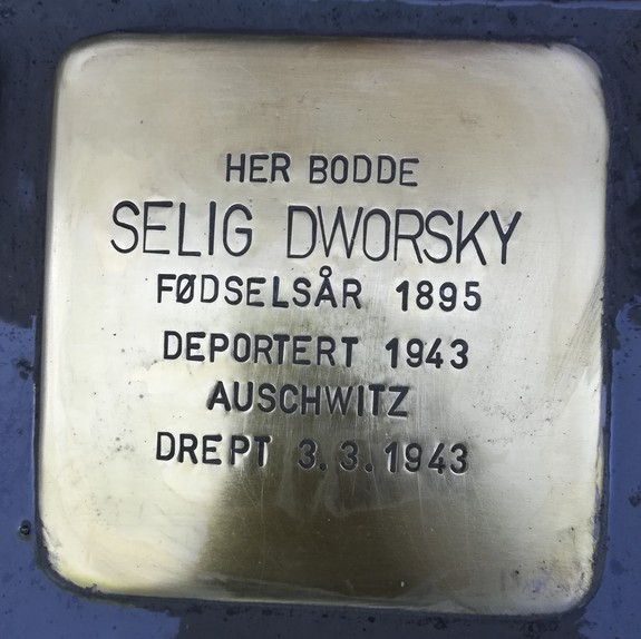 Selig Dworskys snublestein.