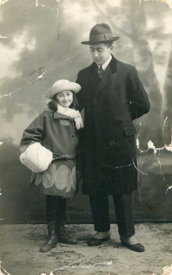 Beks med onkelen Herman Florence, ca. 1919